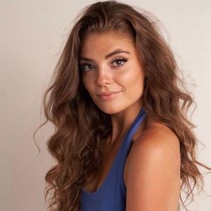 Meet your Posher, Brianna